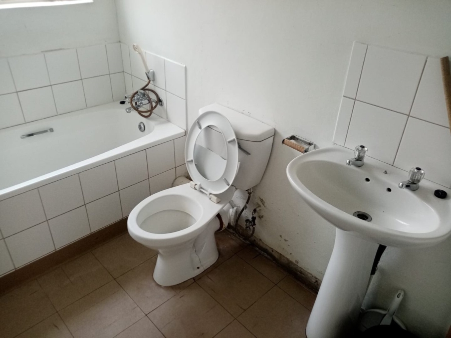 1 Bedroom Property for Sale in Willows Free State